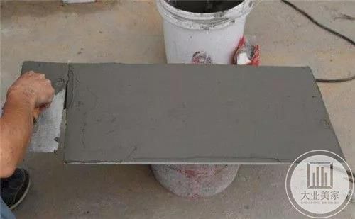 瓷砖粘合剂贴砖