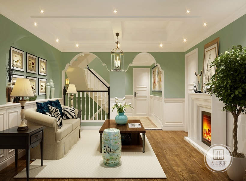实木的纹理，清新的布艺沙发，浅色的壁橱，流露出一股浓浓的美式风情。居室色彩主调为浅绿。
